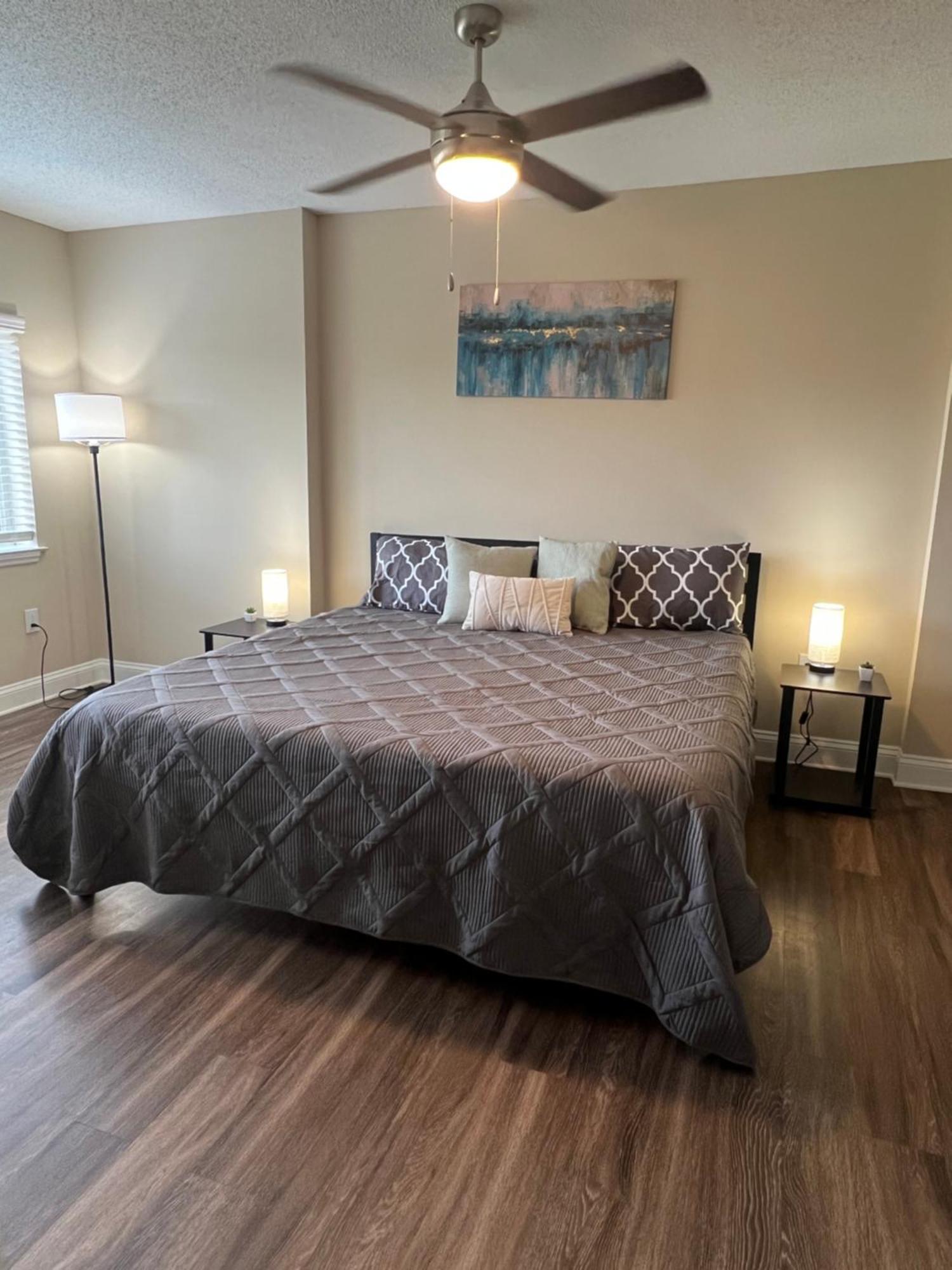Spacious 2 Bed, 2 Bath Uptown Gem In The Heart Of The City-Parking-Wi-Fi-Balcony Cgv Charlotte Zewnętrze zdjęcie